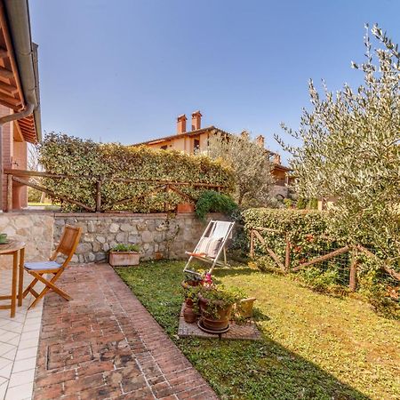 Noi 2 Vacanze - Il Nido Di Gina Contignano Buitenkant foto