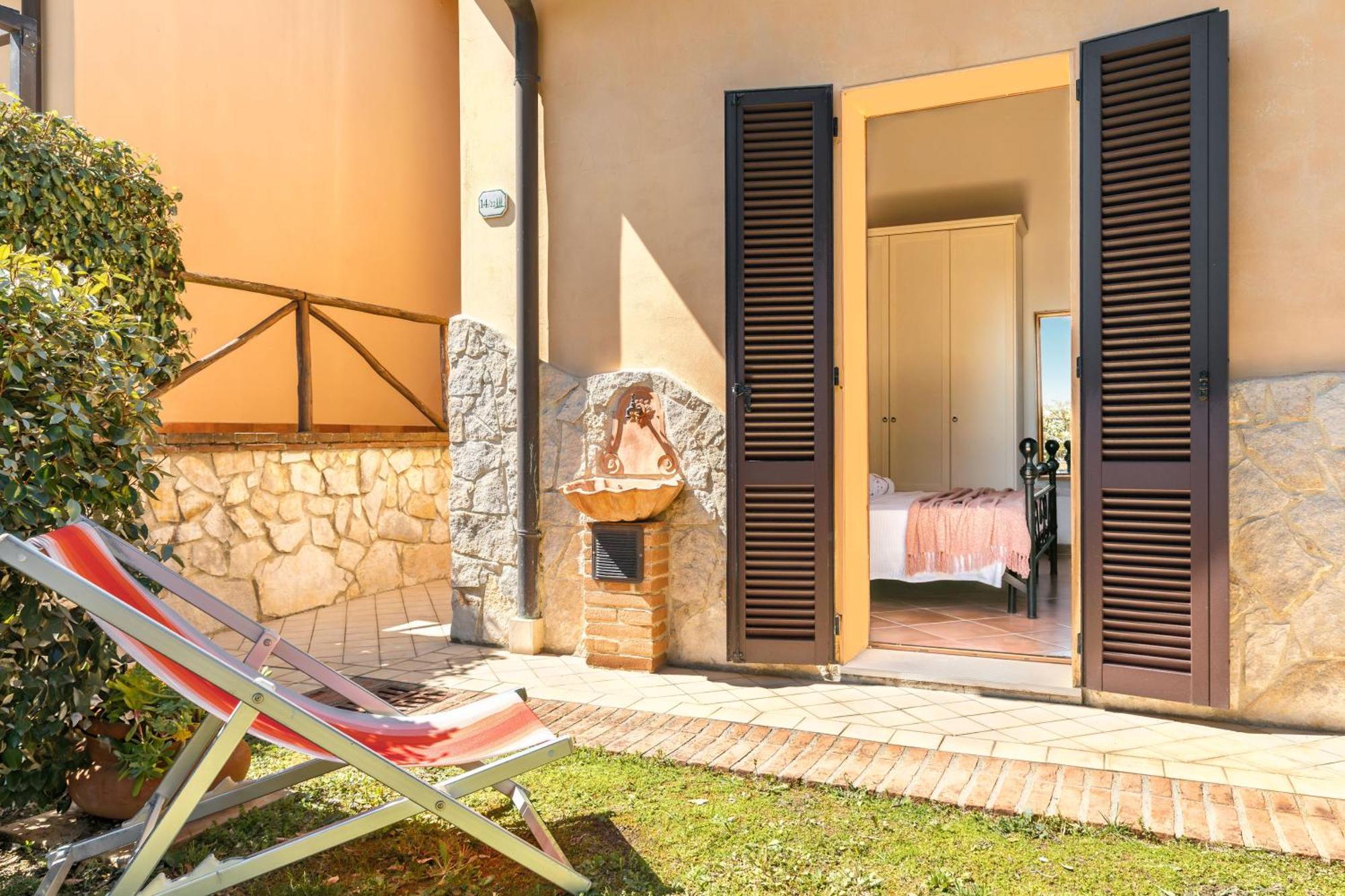 Noi 2 Vacanze - Il Nido Di Gina Contignano Buitenkant foto