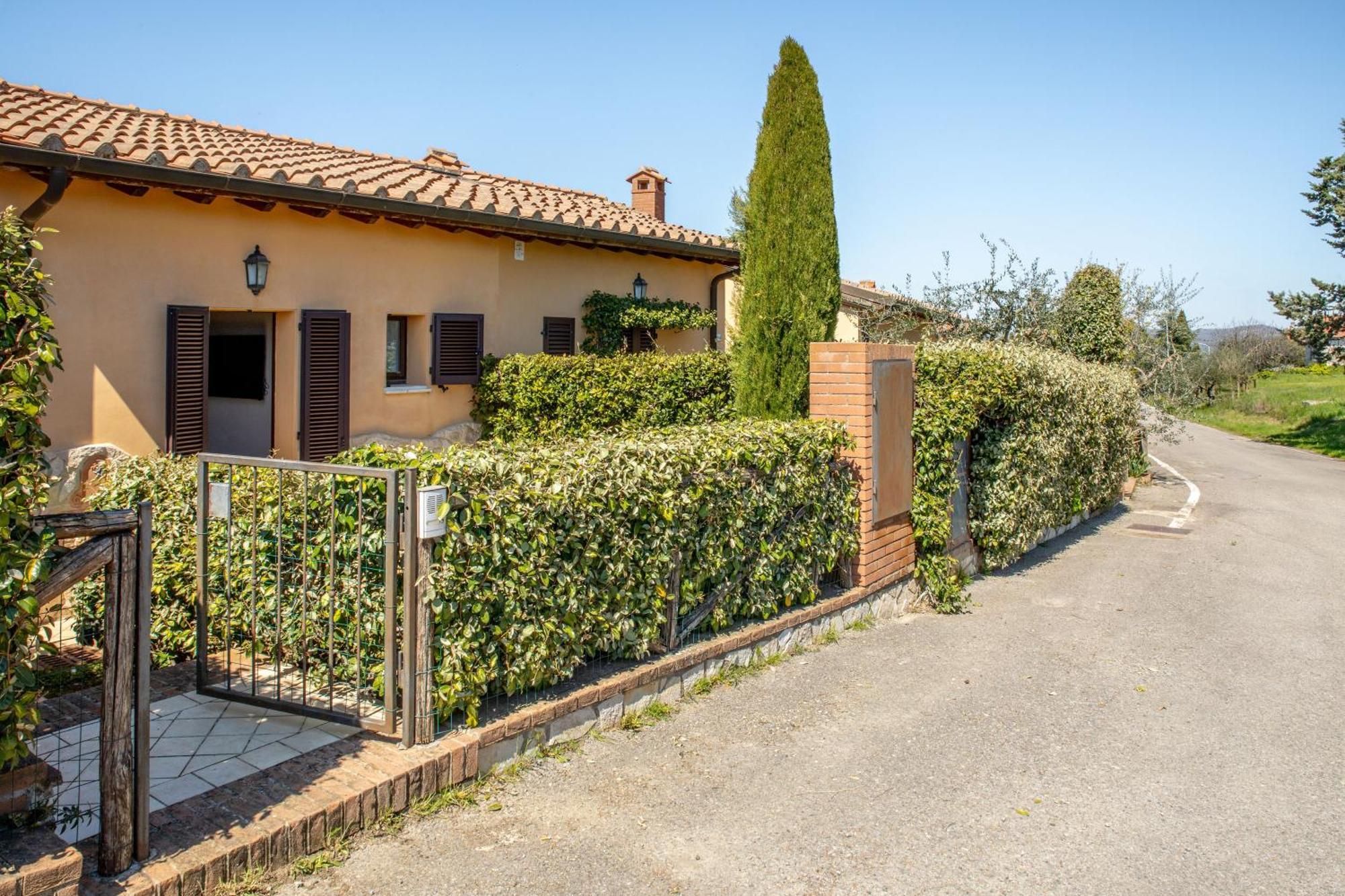Noi 2 Vacanze - Il Nido Di Gina Contignano Buitenkant foto